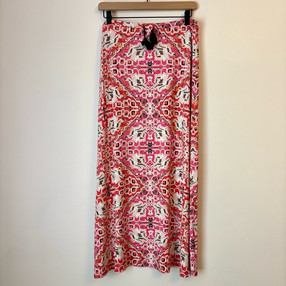 J Jill soft, stretchy maxi skirt Small pink white